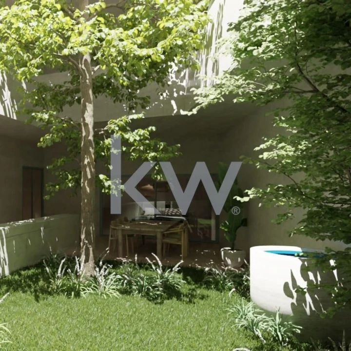 Prédio para Venda em Santa Maria do Castelo e Santiago e Santa Susana Foto 7