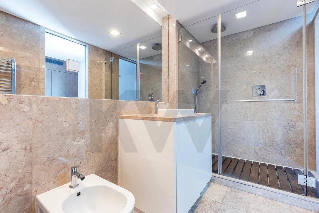 Apartamento T1 para Venda em Avenidas Novas Foto 11