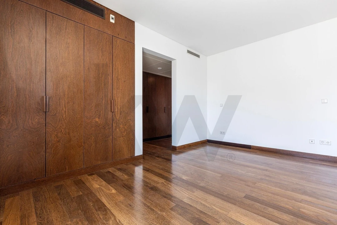 Apartamento T1 para Venda em Avenidas Novas Foto 6