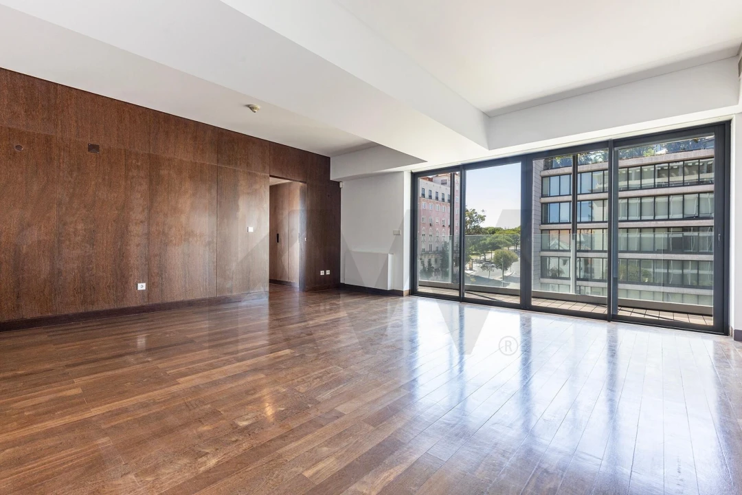 Apartamento T1 para Venda em Avenidas Novas Foto 2