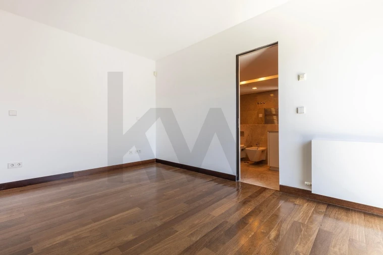 Apartamento T1 para Venda em Avenidas Novas Foto 8