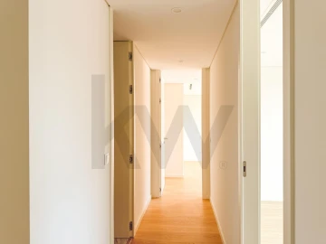 Apartamento T3 para Venda em Requeixo, Nossa Senhora de Fátima e Nariz