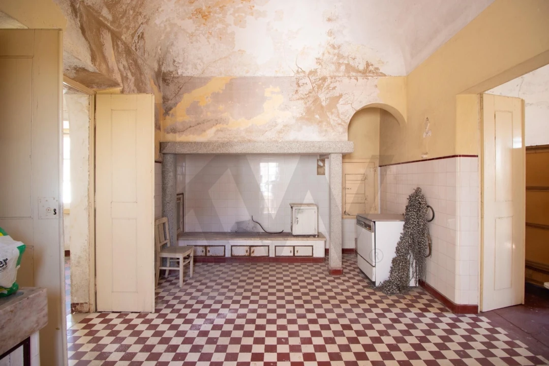 Moradia T14 para Venda em Évora (São Mamede, Sé, São Pedro e Santo Antão) Foto 8