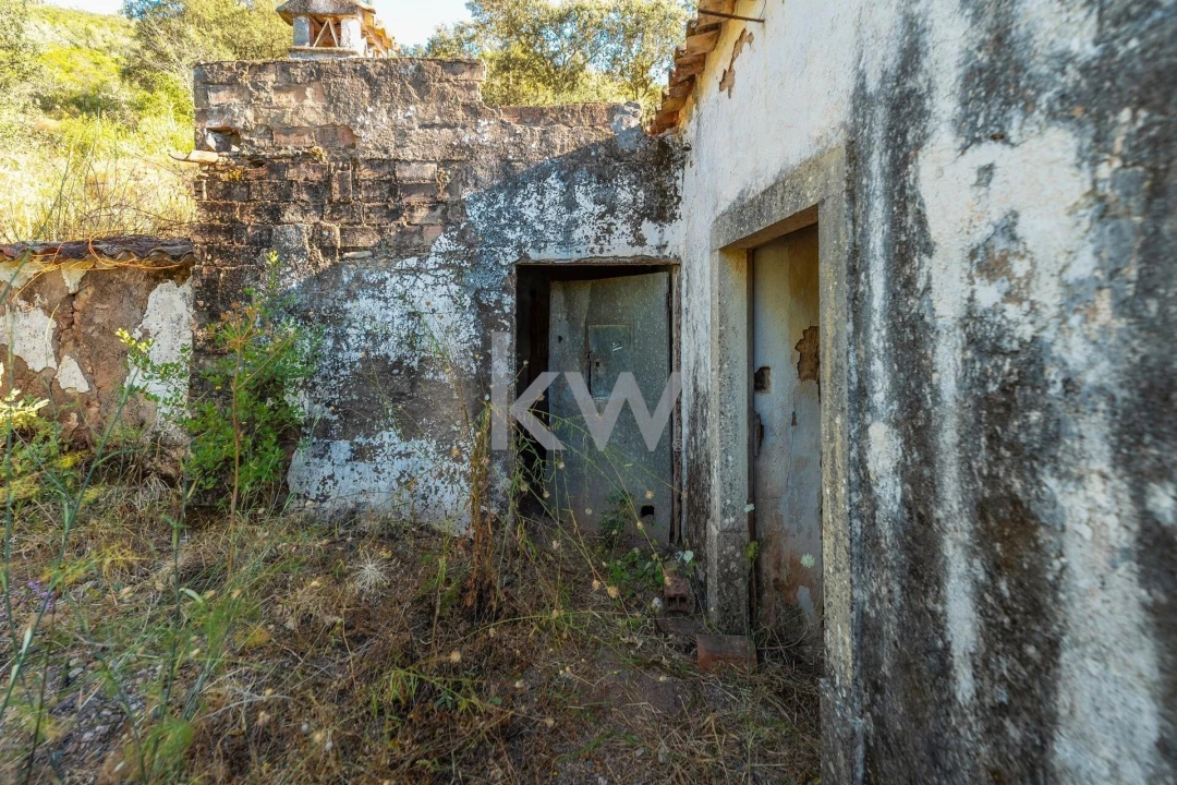 Moradia T2 para Venda em Querença, Tôr e Benafim Foto 30