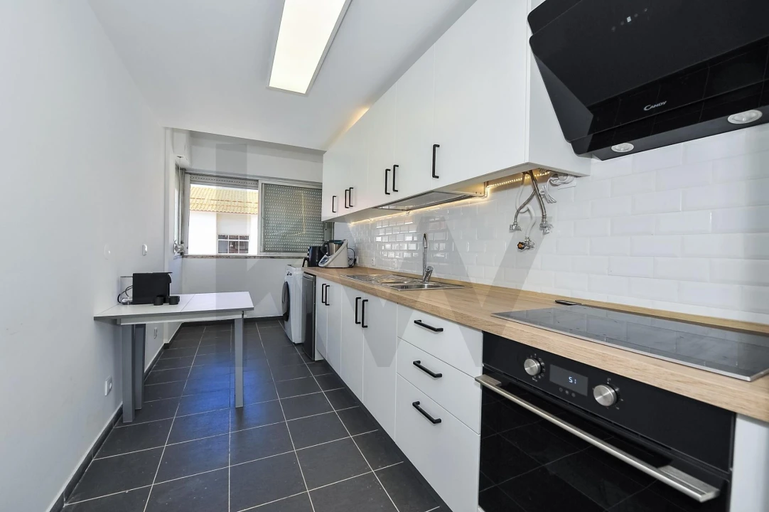 Apartamento T3 para Venda em Alcabideche Foto 4