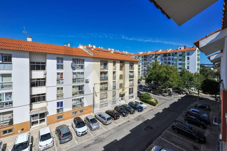 Apartamento T3 para Venda em Alcabideche Foto 6