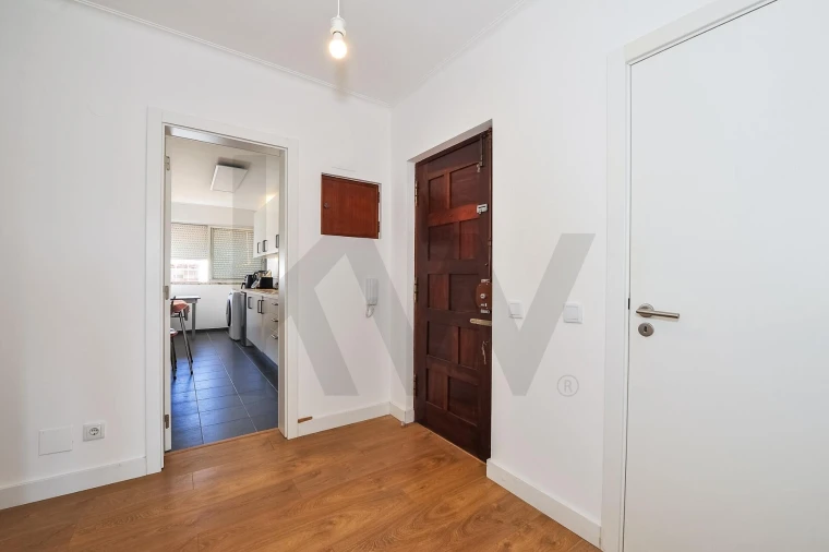 Apartamento T3 para Venda em Alcabideche Foto 3