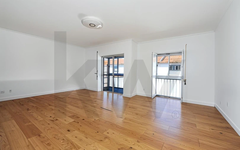 Apartamento T3 para Venda em Alcabideche Foto 9