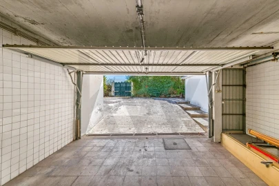 Moradia T6 para Venda em Carcavelos e Parede