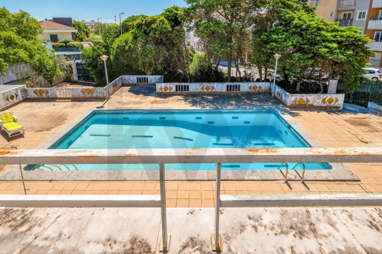 Moradia T6 para Venda em Carcavelos e Parede Foto 49