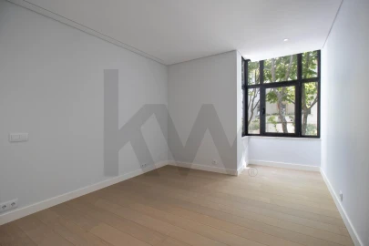 Apartamento T4 para Arrendamento em Cascais e Estoril