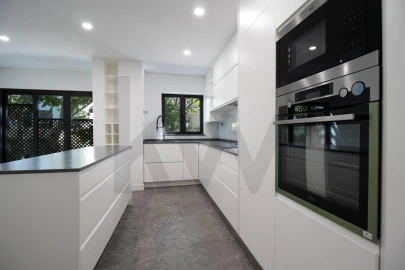 Apartamento T4 para Arrendamento em Cascais e Estoril