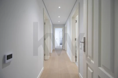 Apartamento T4 para Arrendamento em Cascais e Estoril