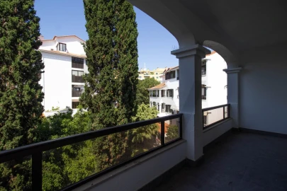 Apartamento T4 para Arrendamento em Cascais e Estoril