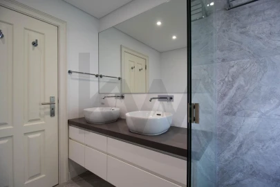 Apartamento T4 para Arrendamento em Cascais e Estoril