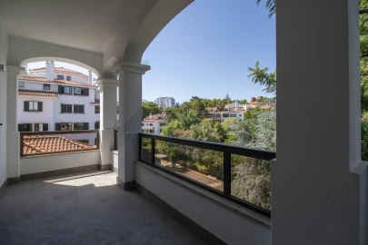 Apartamento T4 para Arrendamento em Cascais e Estoril