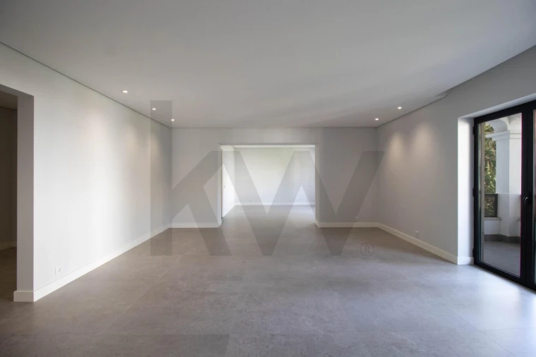 Apartamento T4 para Arrendamento em Cascais e Estoril Foto 3