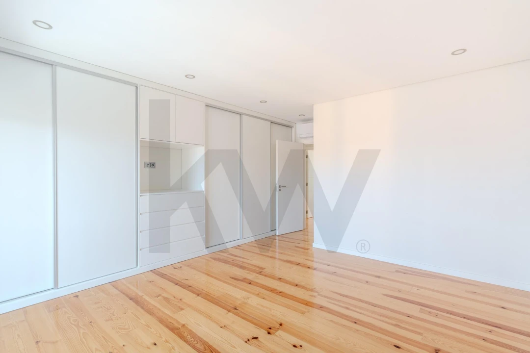 Apartamento T4 para Venda em Cascais e Estoril Foto 25