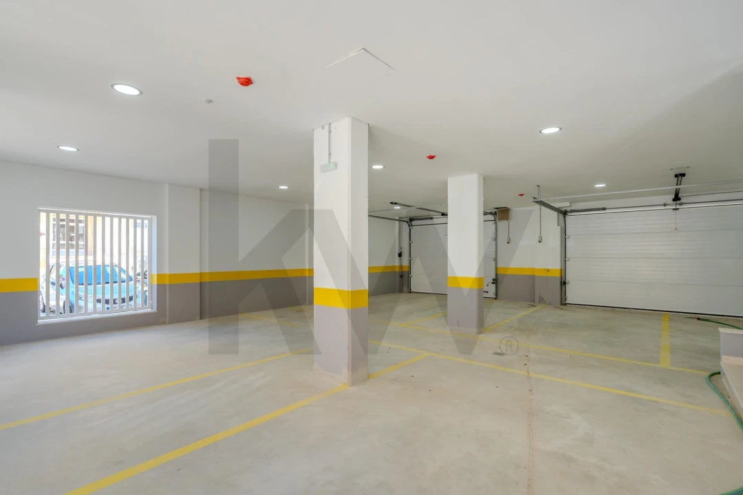 Apartamento T4 para Venda em Cascais e Estoril Foto 28