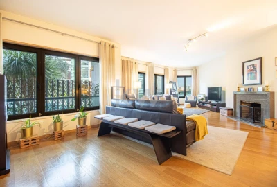 Apartamento T5 para Venda em Lumiar