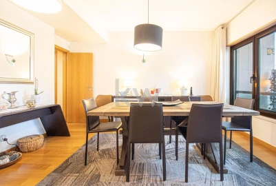 Apartamento T5 para Venda em Lumiar