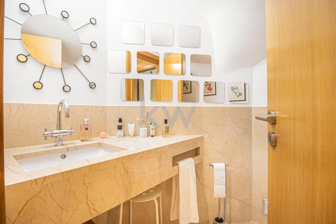 Apartamento T5 para Venda em Lumiar Foto 23