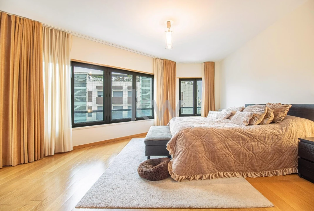 Apartamento T5 para Venda em Lumiar Foto 28