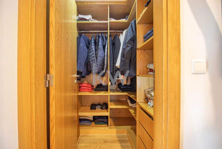 Apartamento T5 para Venda em Lumiar Foto 36