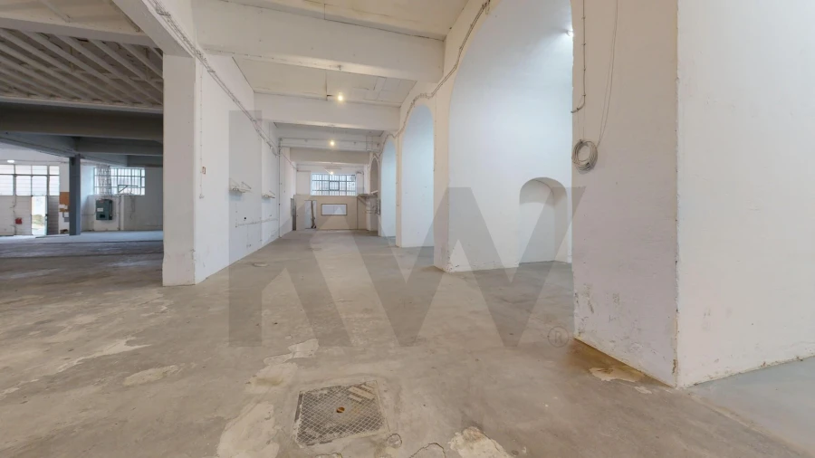 Armazém para Venda em Marvila Foto 29