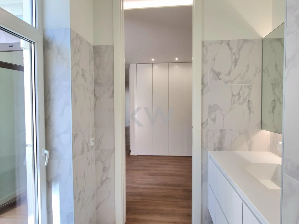 Apartamento T2 para Venda em Arroios Foto 11