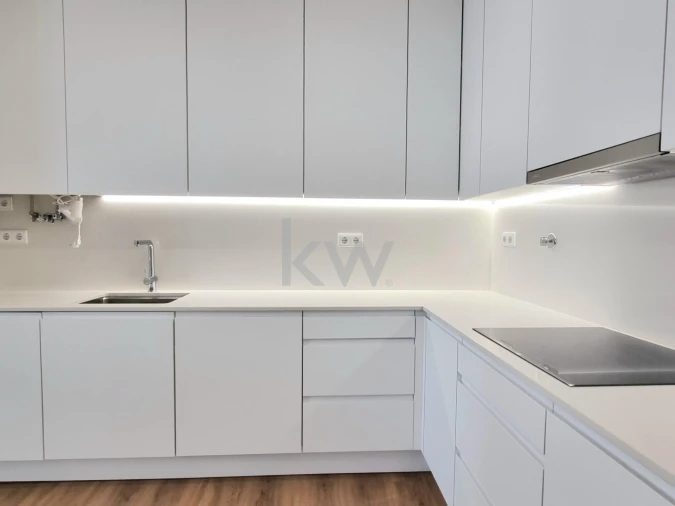 Apartamento T2 para Venda em Arroios Foto 3