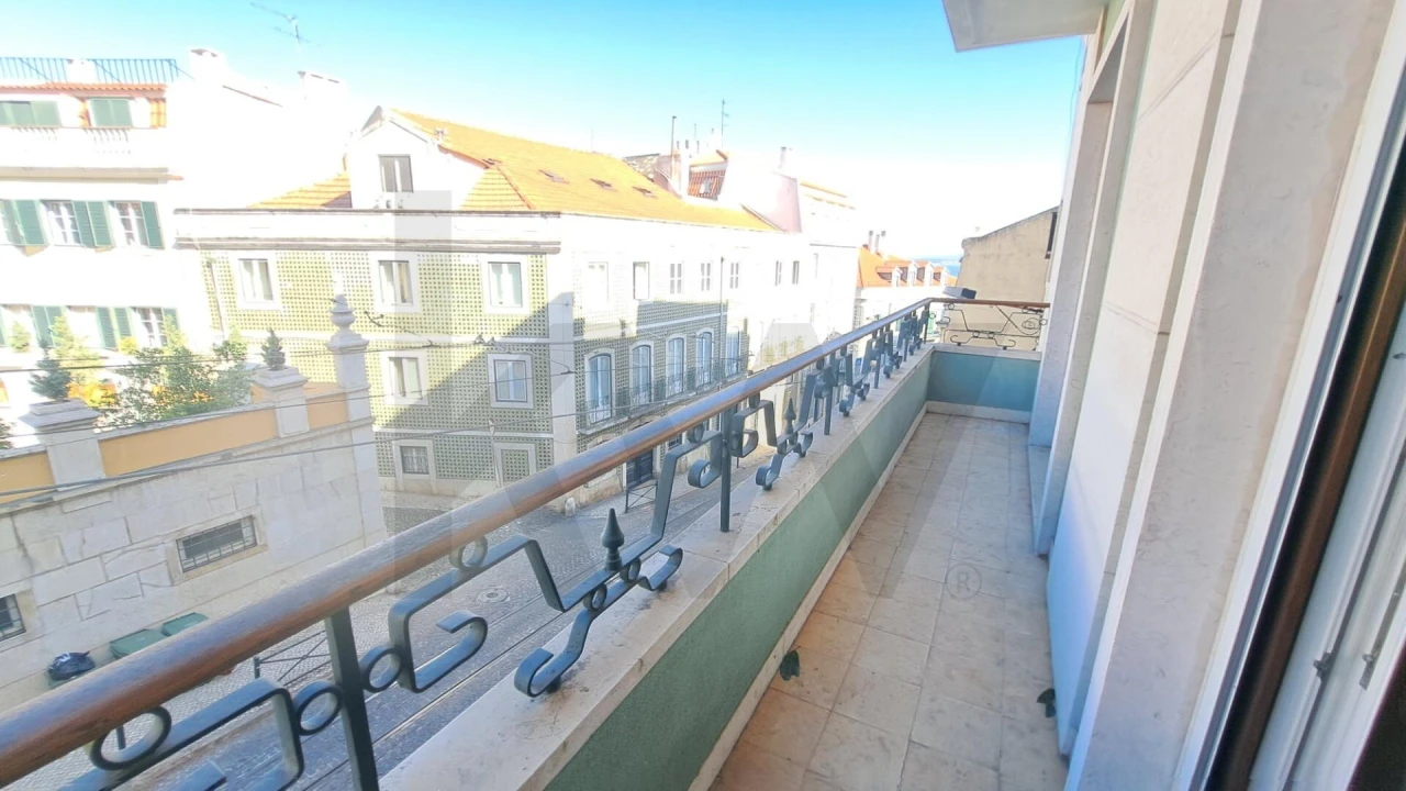 Apartamento T4 para Arrendamento em Estrela Foto 15