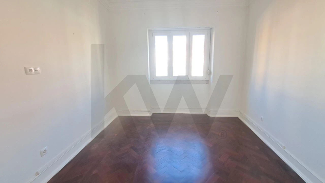 Apartamento T4 para Arrendamento em Estrela Foto 5