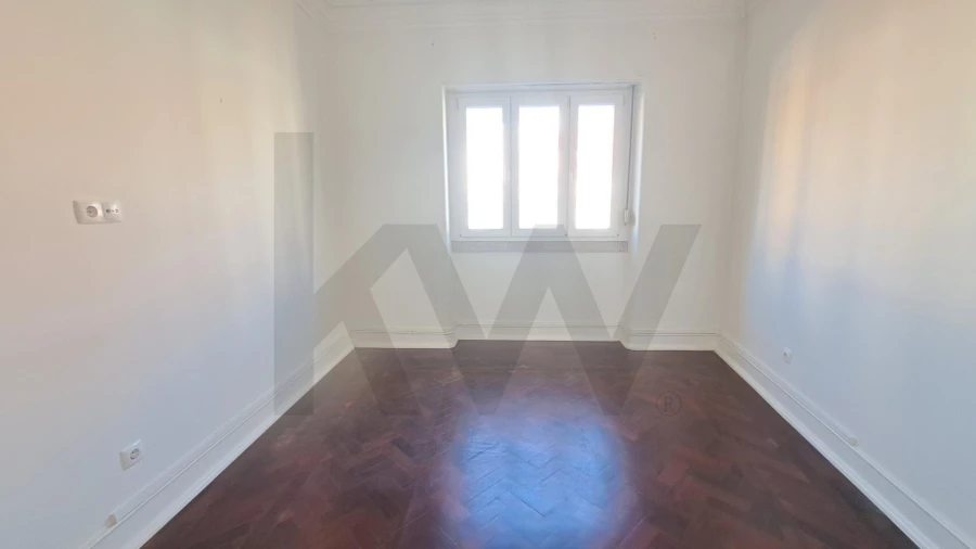 Apartamento T4 para Arrendamento em Estrela Foto 5