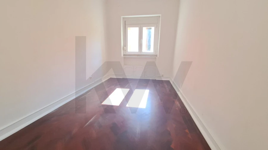 Apartamento T4 para Arrendamento em Estrela Foto 7