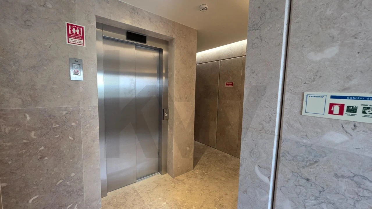 Apartamento T2 para Venda em Misericórdia Foto 16