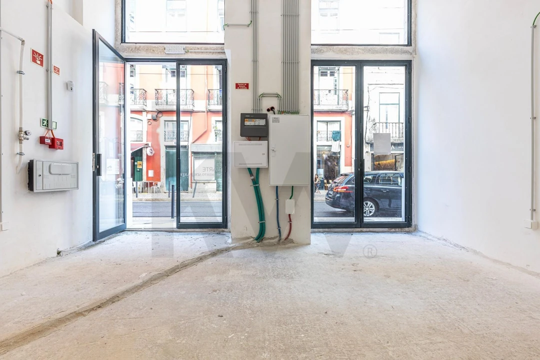 Loja para Arrendamento em Misericórdia Foto 3