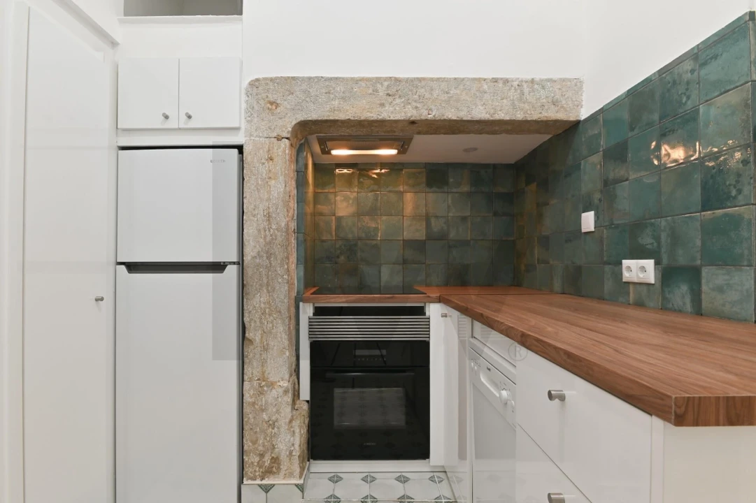 Apartamento T2 para Arrendamento em Santa Maria Maior Foto 15