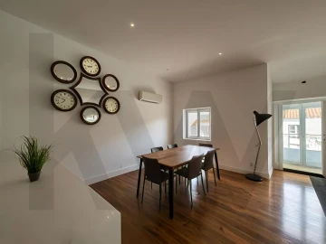 Apartamento T4 para Venda em Santa Maria Maior