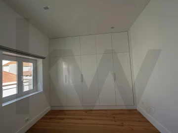 Apartamento T4 para Venda em Santa Maria Maior