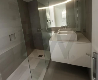 Apartamento T4 para Venda em Santa Maria Maior