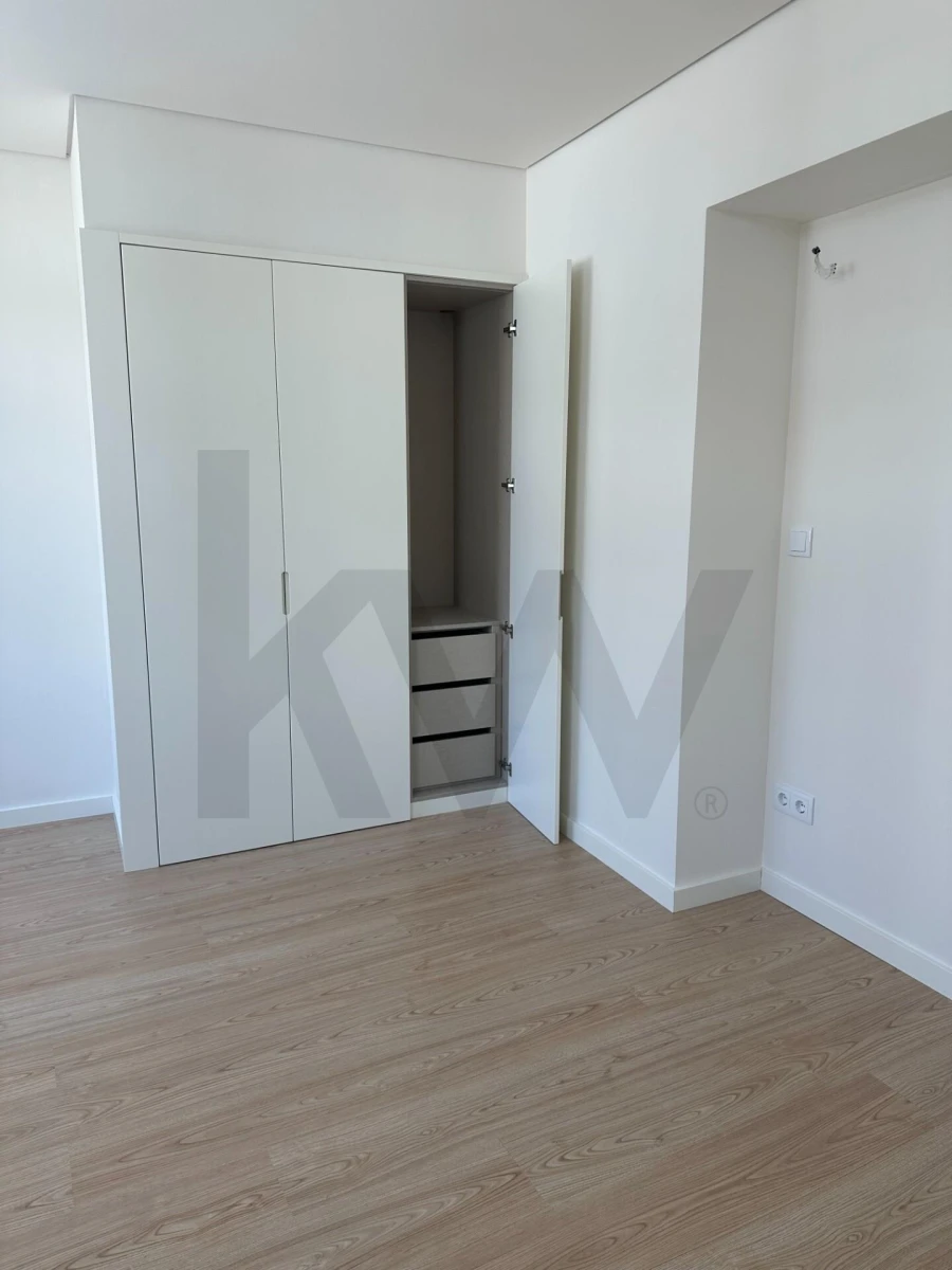 Apartamento T1 para Venda em Cedofeita, Santo Ildefonso, Sé, Miragaia, São Nicolau e Vitória Foto 6