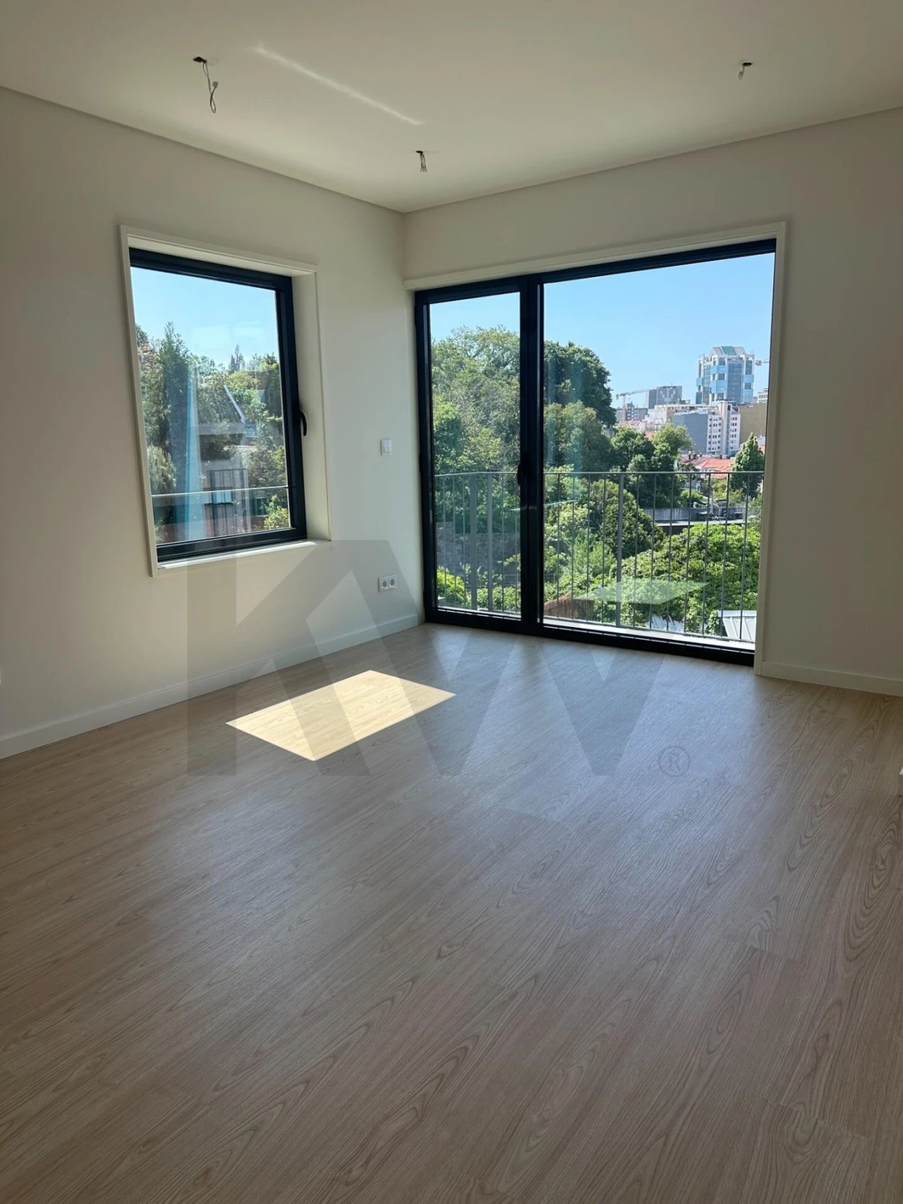 Apartamento T1 para Venda em Cedofeita, Santo Ildefonso, Sé, Miragaia, São Nicolau e Vitória Foto 1
