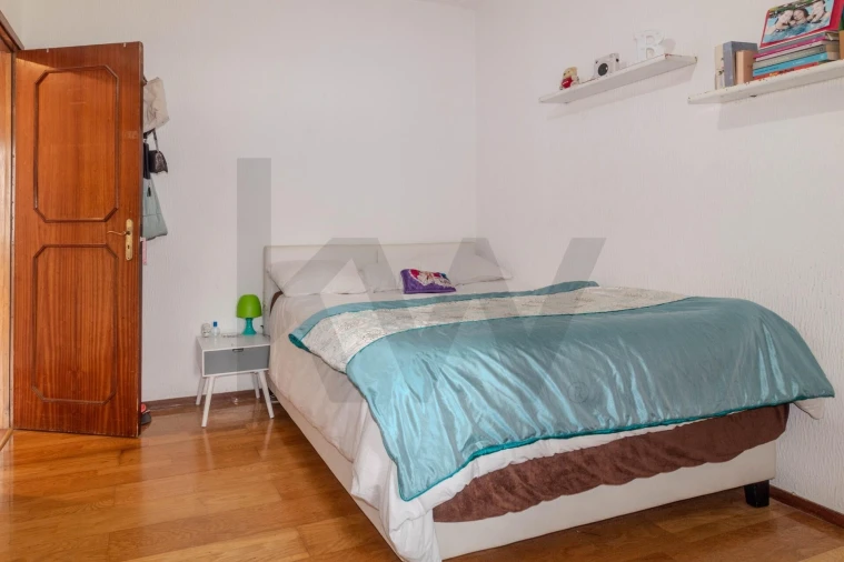 Apartamento T4 para Venda em Gulpilhares e Valadares Foto 7