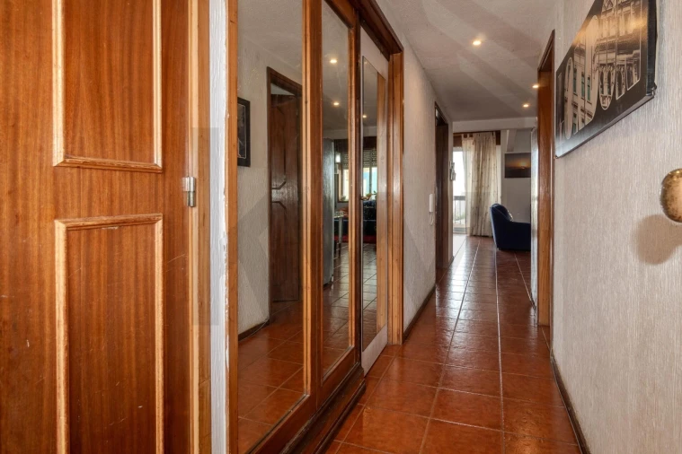 Apartamento T4 para Venda em Gulpilhares e Valadares Foto 5