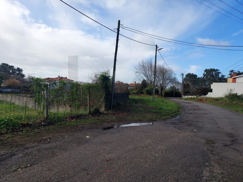 Terreno para Venda em Gulpilhares e Valadares Foto 27