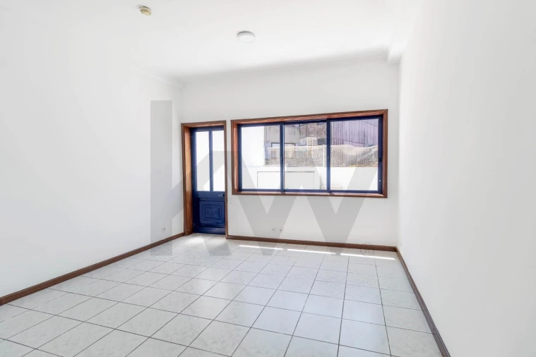 Loja para Arrendamento em Mafamude e Vilar do Paraíso Foto 5