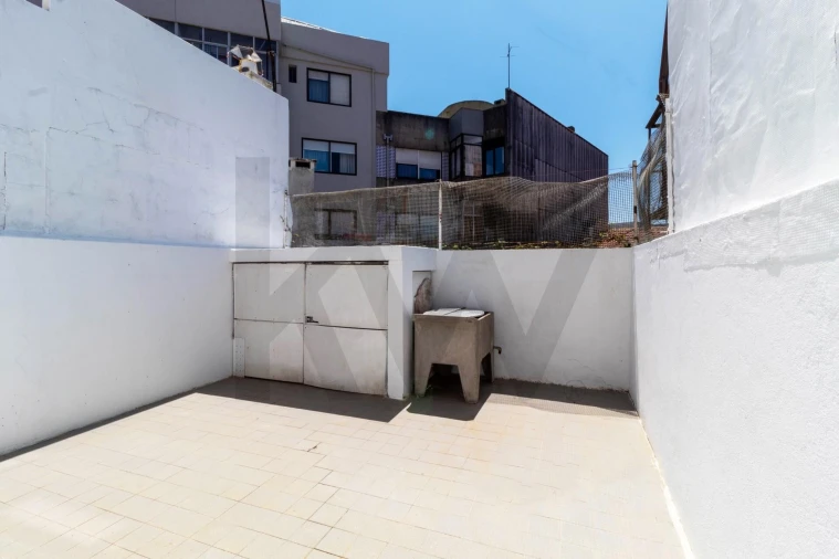 Loja para Arrendamento em Mafamude e Vilar do Paraíso Foto 11