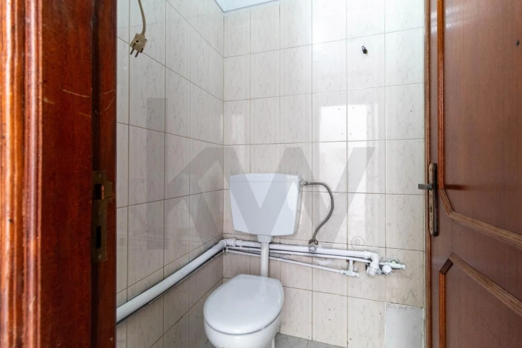 Loja para Arrendamento em Mafamude e Vilar do Paraíso Foto 16