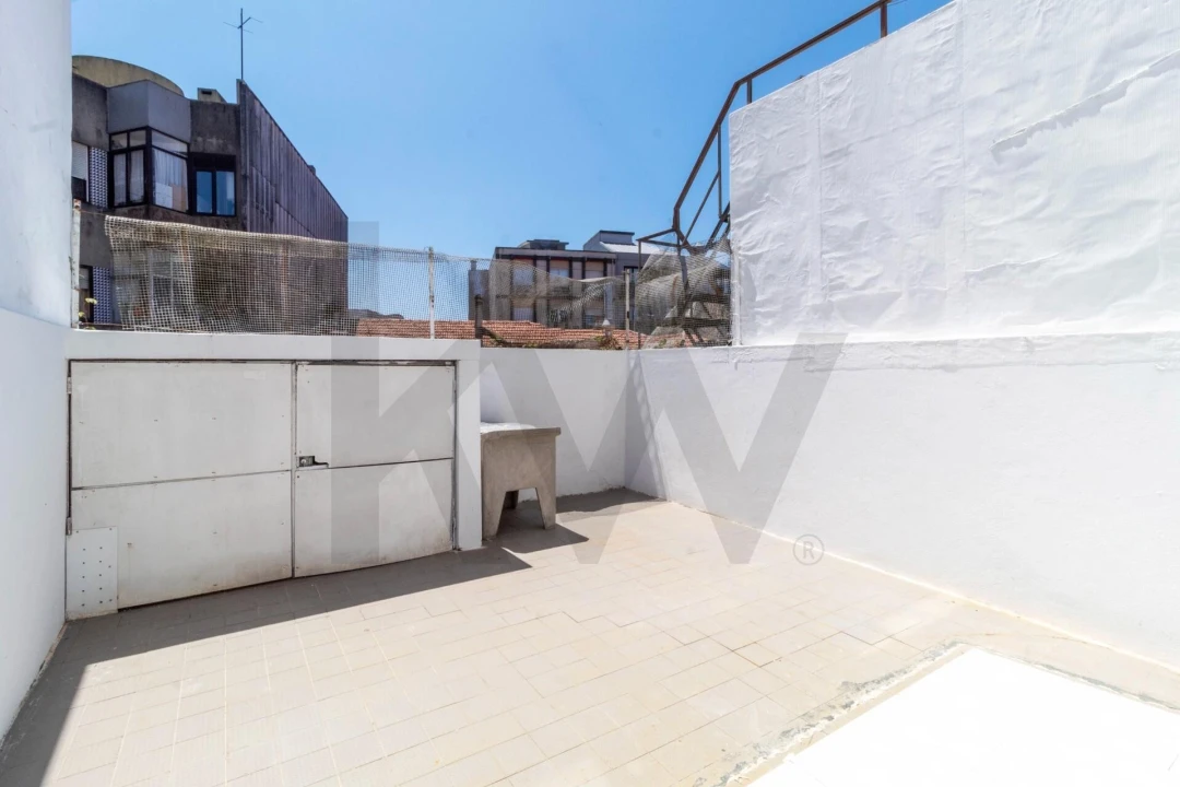 Loja para Arrendamento em Mafamude e Vilar do Paraíso Foto 10